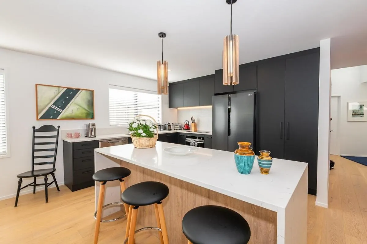 Holiday home Redwoods Art House Villa Rotorua New Zealand