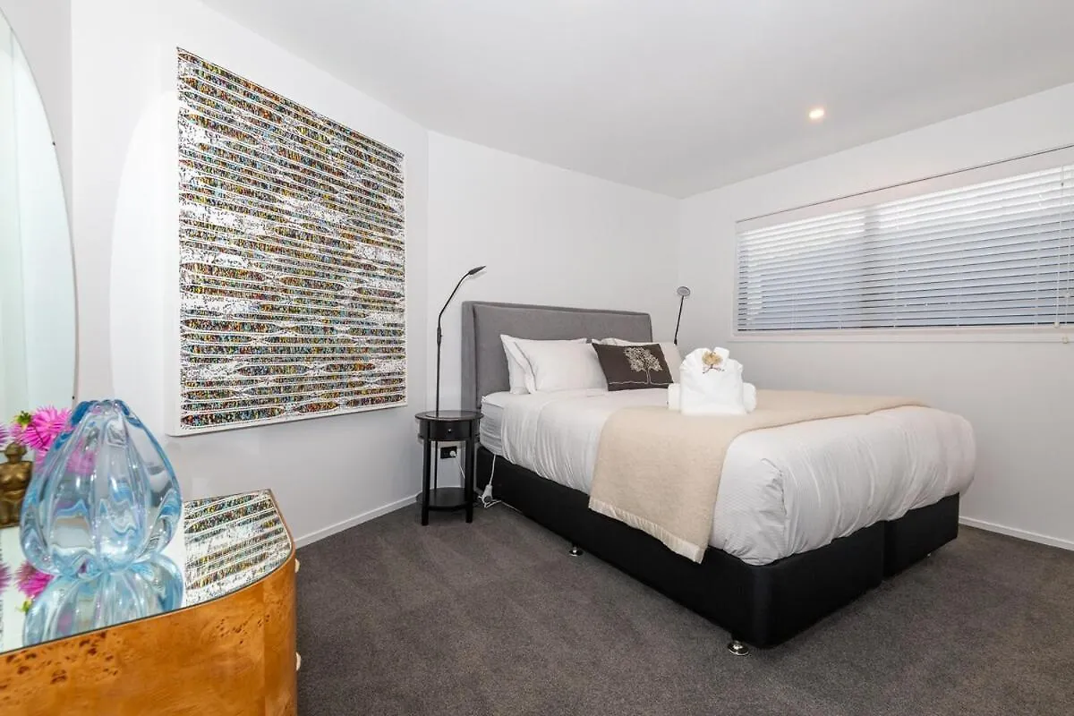 Holiday home Redwoods Art House Villa Rotorua
